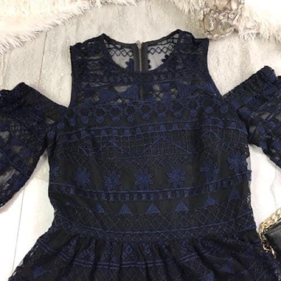 Parker Lace Peplum Top - Picture 13 of 14